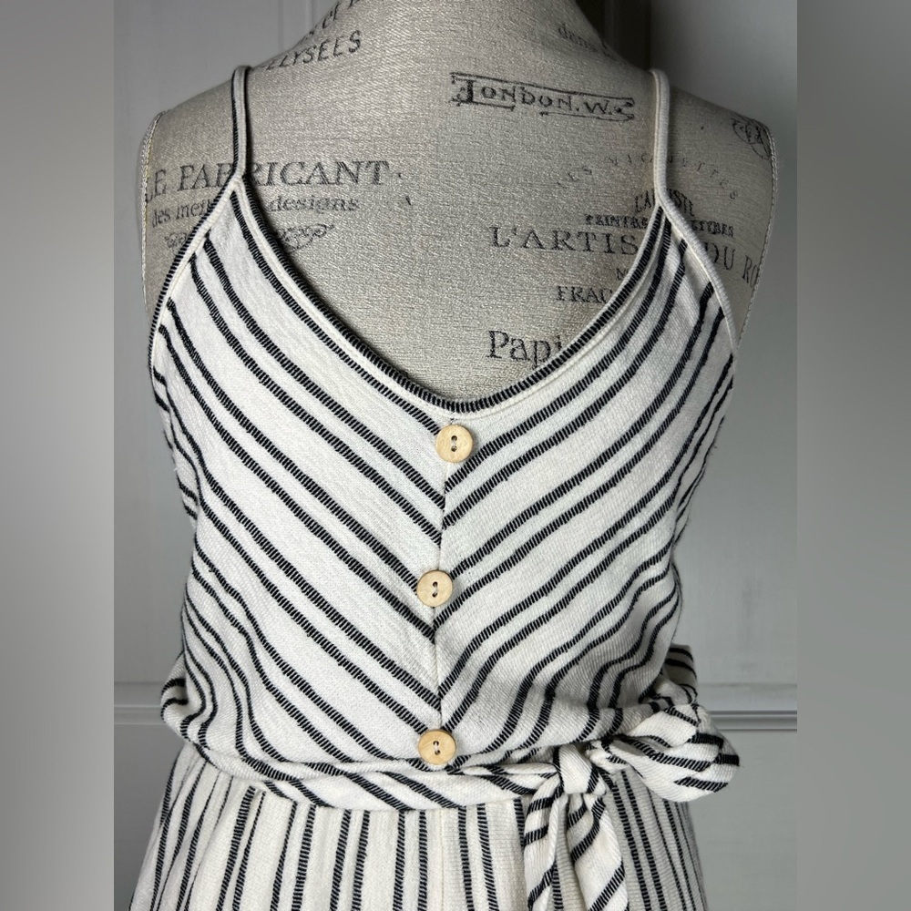 Anthropologie’s Caution To The Wind Striped Jumpsuit Size Large - Picture 5 of 7
